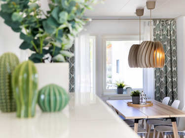 Bilde viser spisestuen i huset Minna