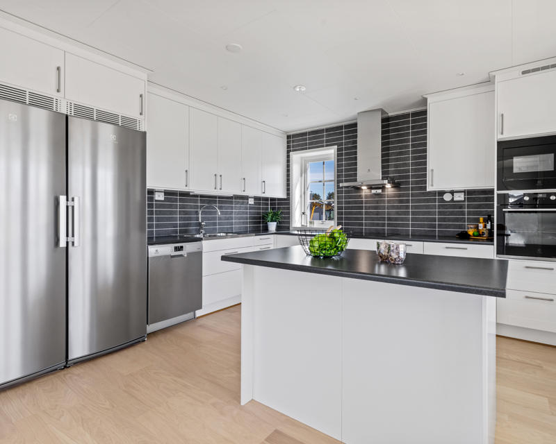 Bilde av kjøkken med rustfri innbygningspakke fra Electrolux