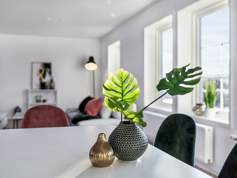 Bilde av spisestue og stue i huset Linnea