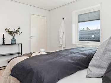 Bilde i retning walk-in-closet i huset Edvard