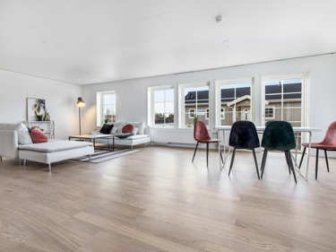 Bilde av stue og spisestue i huset Linnea