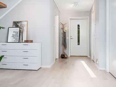 Bilde av hallen i huset Fanny