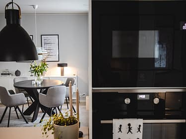 Bilde av spisegruppe utenfor kjøkkenet