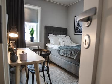 Bilde av et mindre soverom i huset
