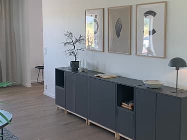 Bilde av kommode i stua