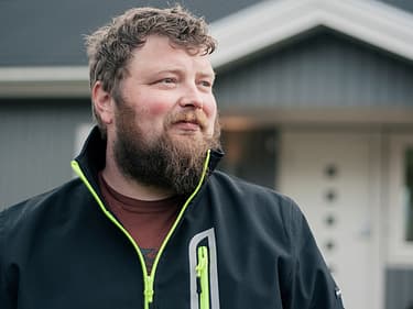Bilde av huseier som mistet sitt forrige i brann