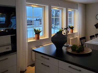 Tilvalget spotlights i vinduskarm
